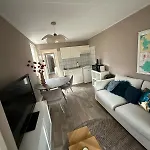 Bed & Bloom